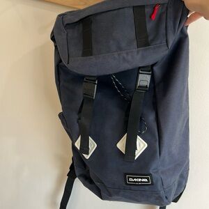 Dakine Infinity Toploader 27L